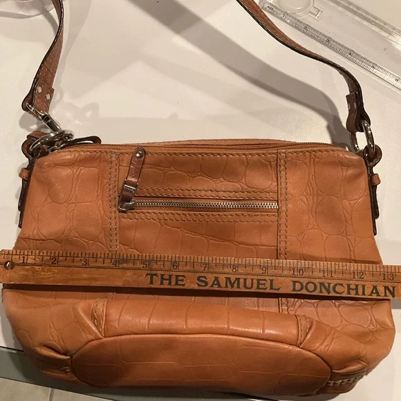 TIGNANELLO Larger Leather Bag Pockets Organizer Convertible Long Strap Tan - Picture 8 of 16